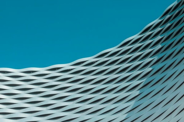 アートと科学の融合 – 金沢21世紀美術館×公共空間としての芸術表現を体験